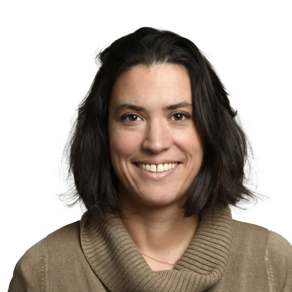 Élodie Lebarbier, Consultante chargée de recherche