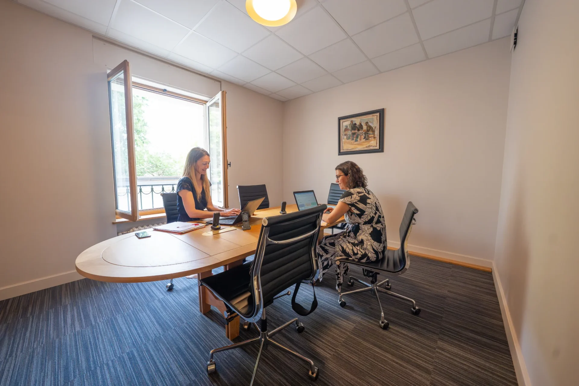 Consultants Board Search en réunion de travail